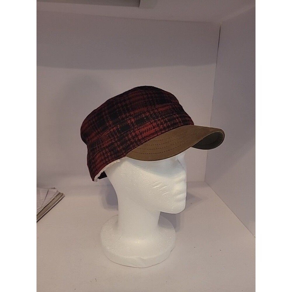 Woolrich Fannel LinedCap/hat. Large Red Black Tan
